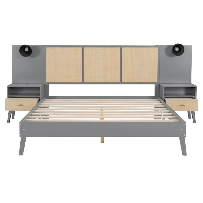 Lit plateforme gris Queen avec tables de chevet et lampes de tête de lit, 2 places