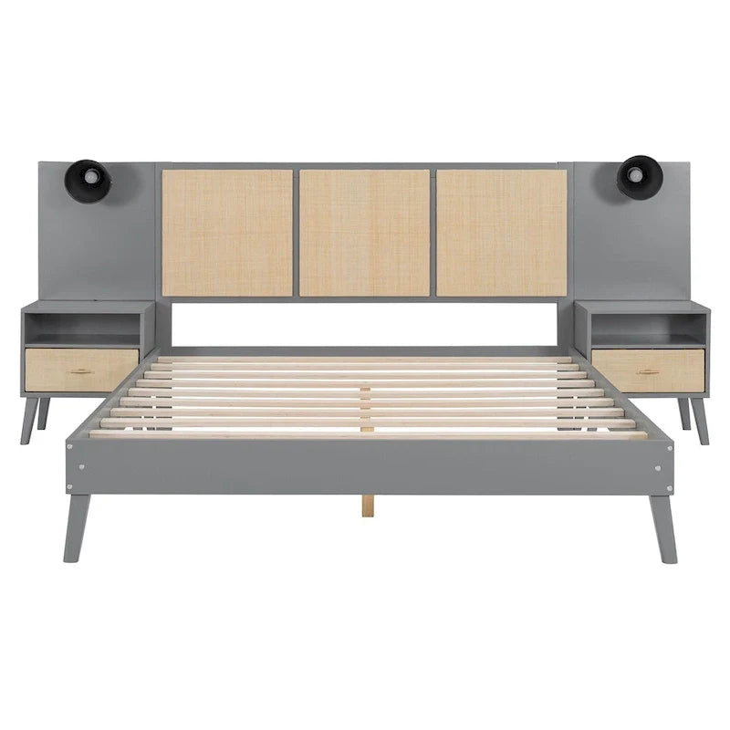 Lit plateforme gris Queen avec tables de chevet et lampes de tête de lit, 2 places
